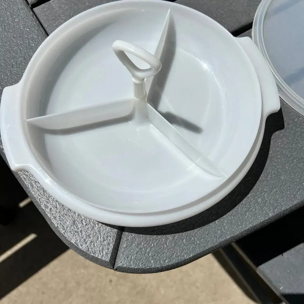 Tupperware divided serving tray, with screw in handle & Tupperware seal lid